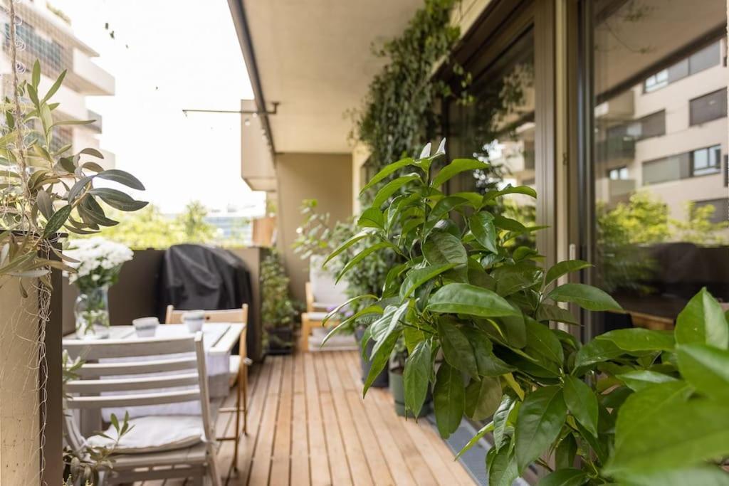 Dream Apartment - Central And Quiet With Ac And Free Parking Garage Wina Bagian luar foto