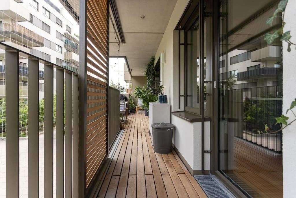 Dream Apartment - Central And Quiet With Ac And Free Parking Garage Wina Bagian luar foto